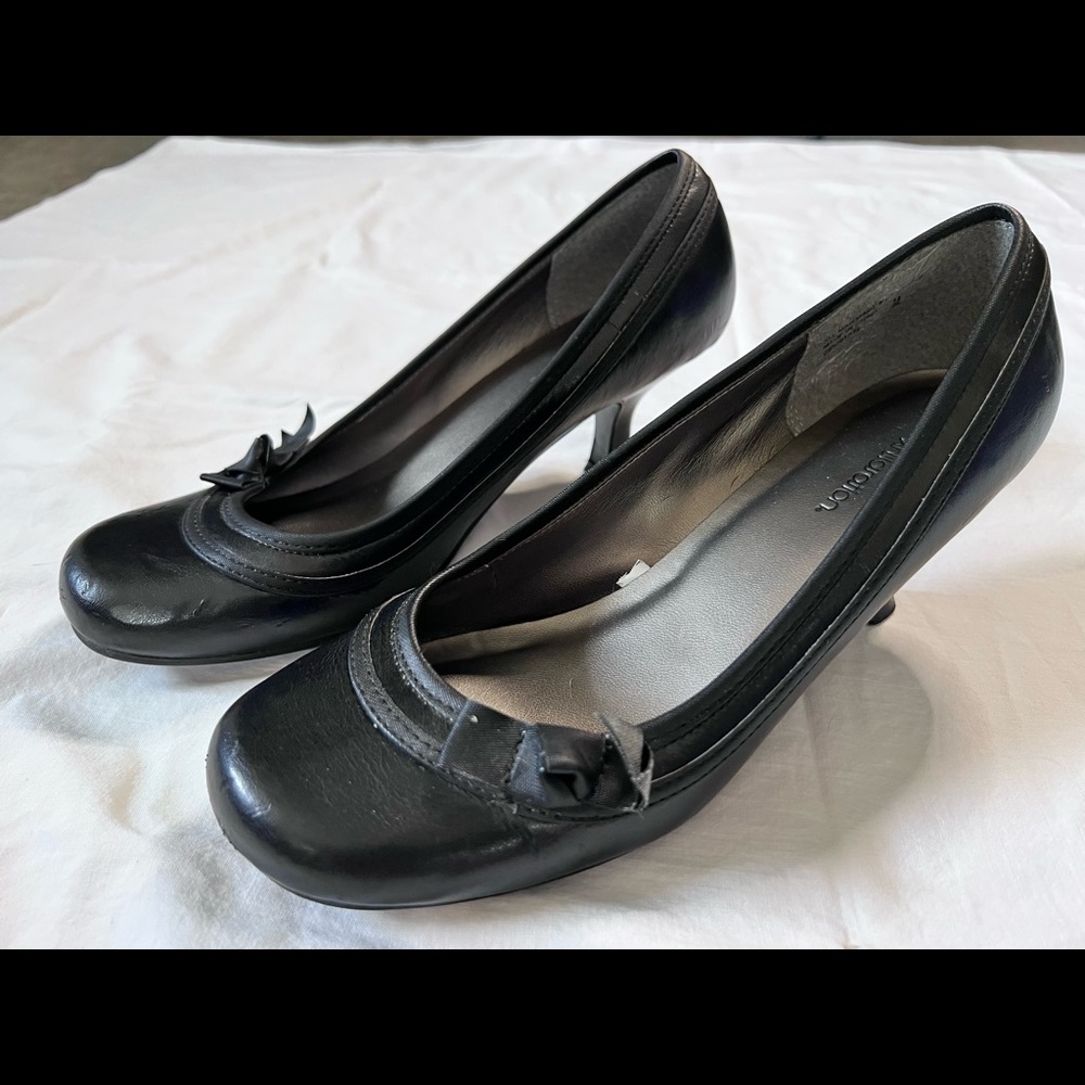 Xhilartion Black Heels